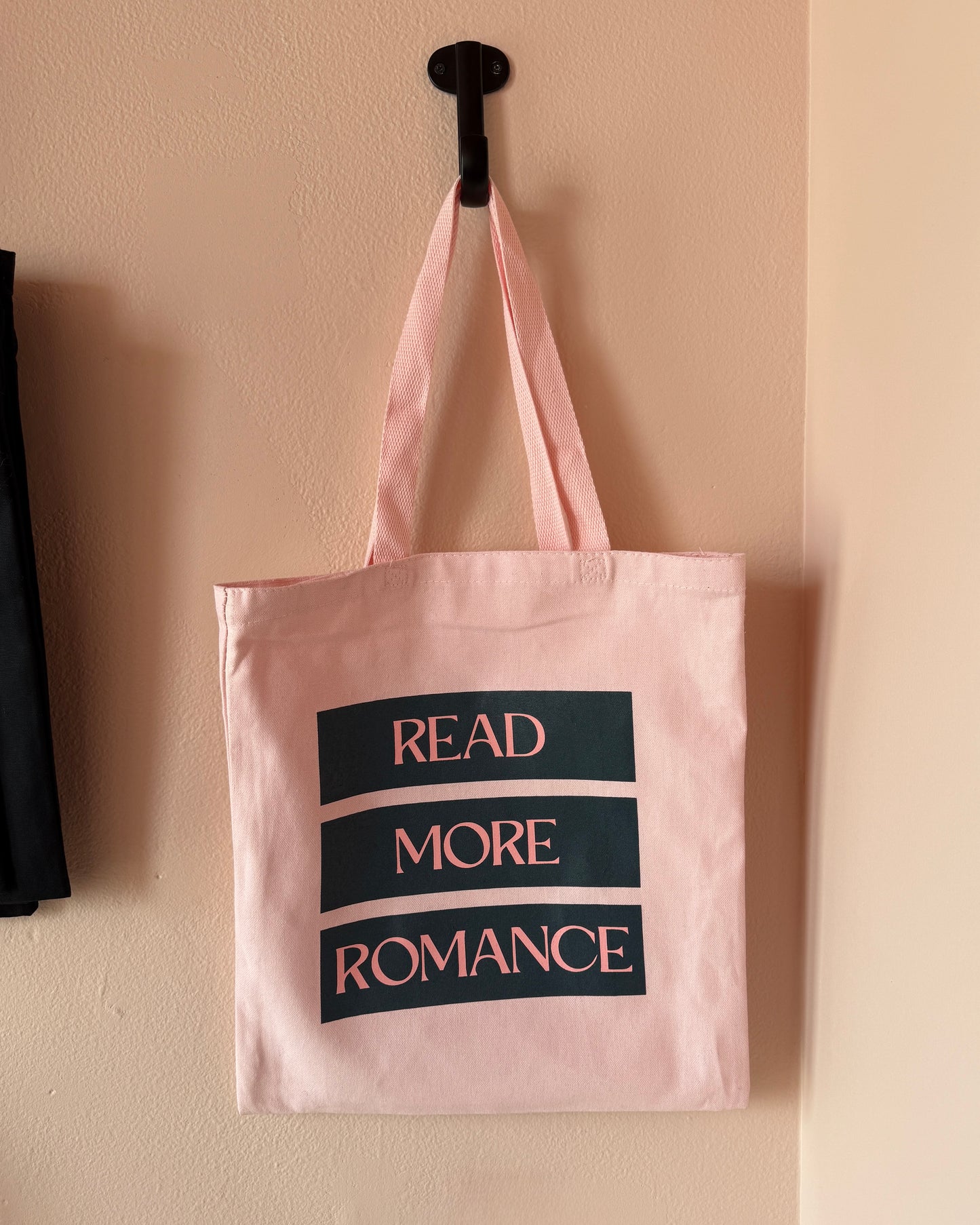 read more romance tote